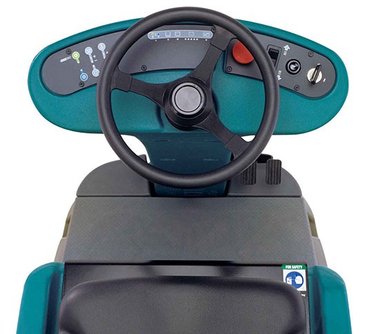 R14 Ride-On Carpet Extractor alt 2